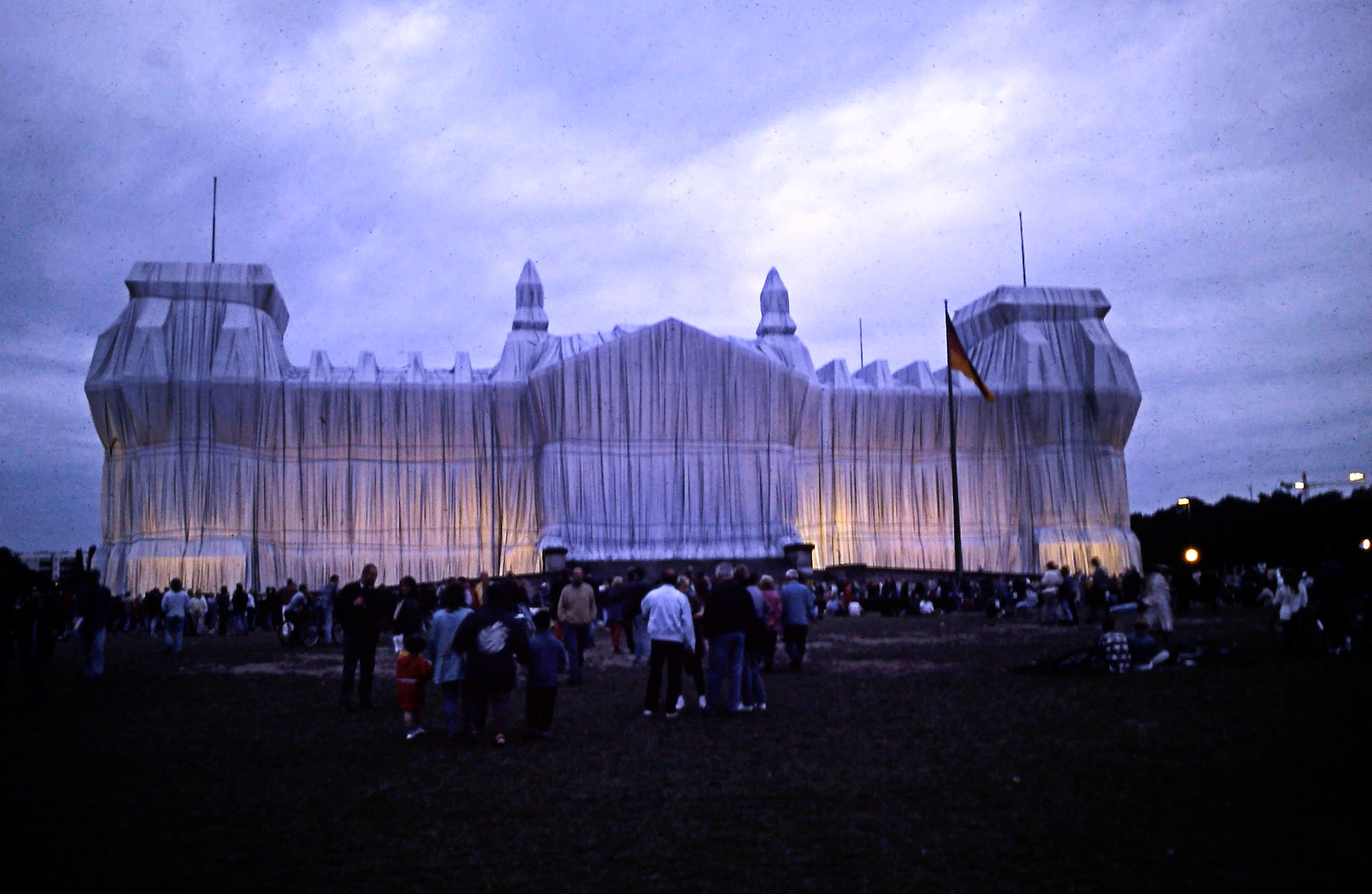 Verhüllter Reichstag Berlin 1995